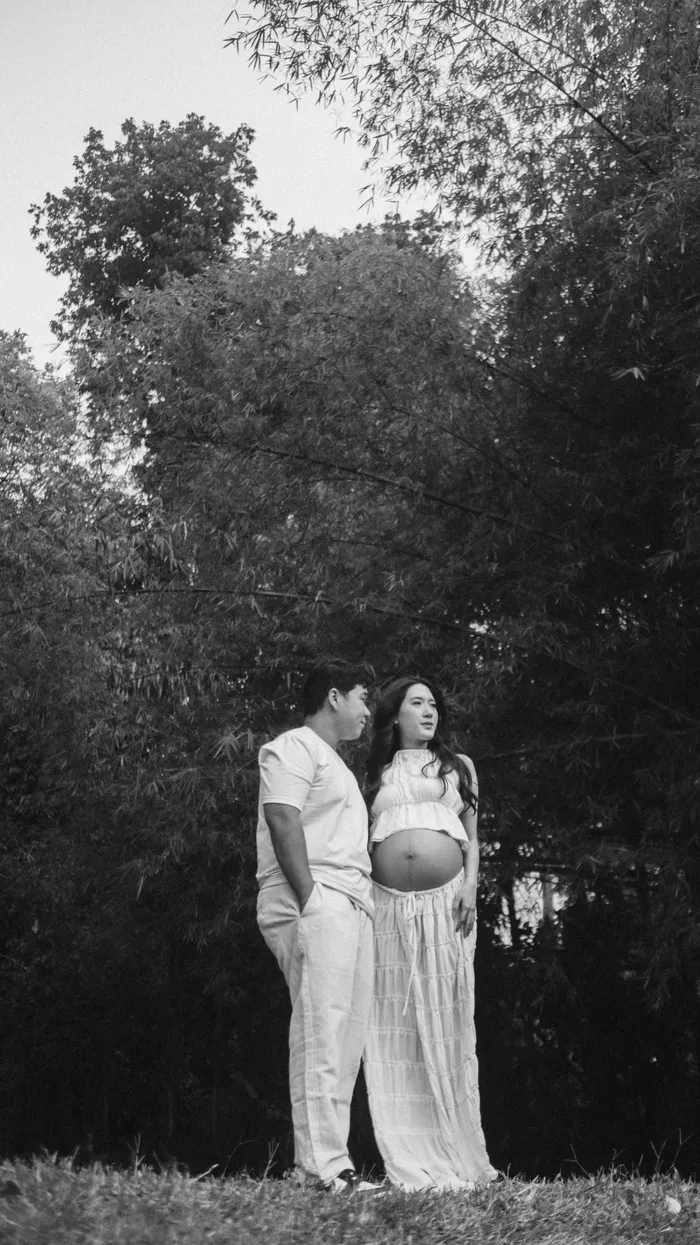 Charissa & Denny, maternity in Kebun Raya Bogor, photo 8